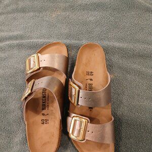 Birkenstock Sydney luxe buckle sandal